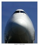 Boeing 747 - Front view