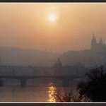 Praha mlhav