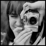 Mlad fotografka