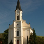 Kostel v Holkov