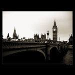 <b> LONDON <b>