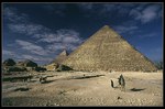 Nejpknj pohled na pyramidy je z velbloudho hbetu