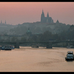 Praha z mostu k mostu ...