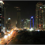 Dubai Marina za noci