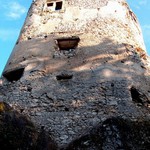 Vea - Uhrovsk hrad