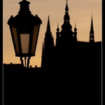 Lampa co je urit z Prahy