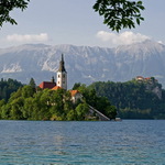 Kostely a hrad na Bledskm jezeru