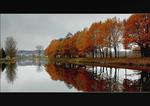 Podzim u Vltavy/zrcadlen