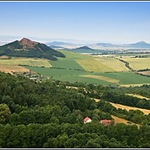 Pohled z Holho vrchu u Sutomi na Vretn a okol